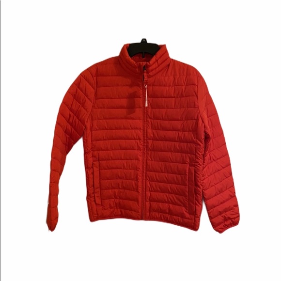 gap red puffer jacket